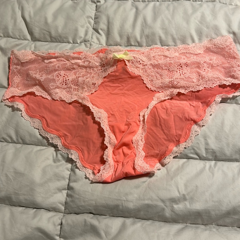 Victoria’s Secret hipkini panty NWT